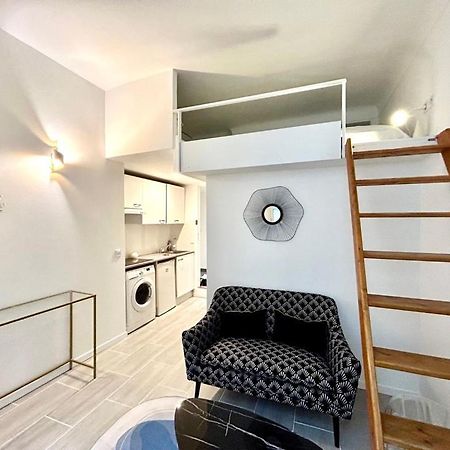 Studio At 1 Min From The Main Street Apartment Nisa Exterior foto